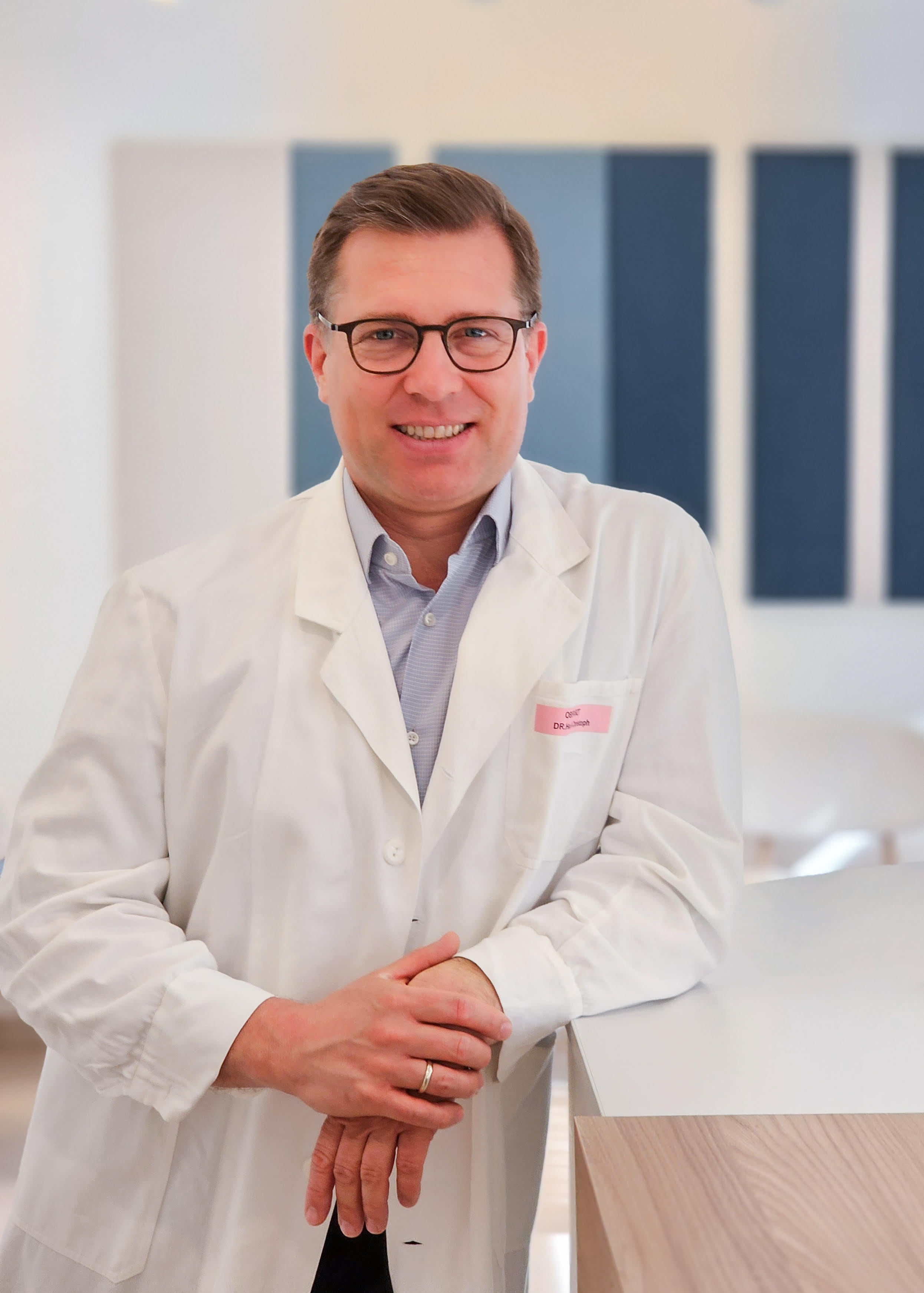 Portrait Dr. med. univ. Christoph Hackl