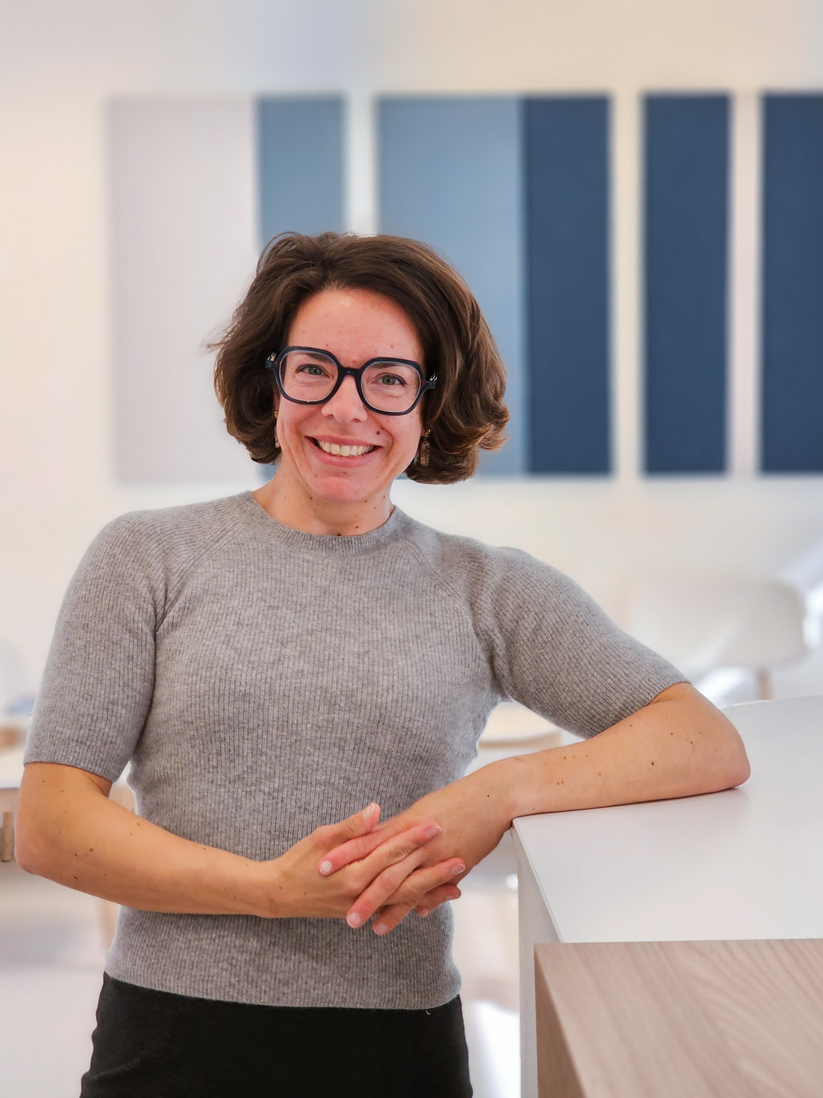 Portrait Mag. phil. Dr. med. Elisabeth Hackl